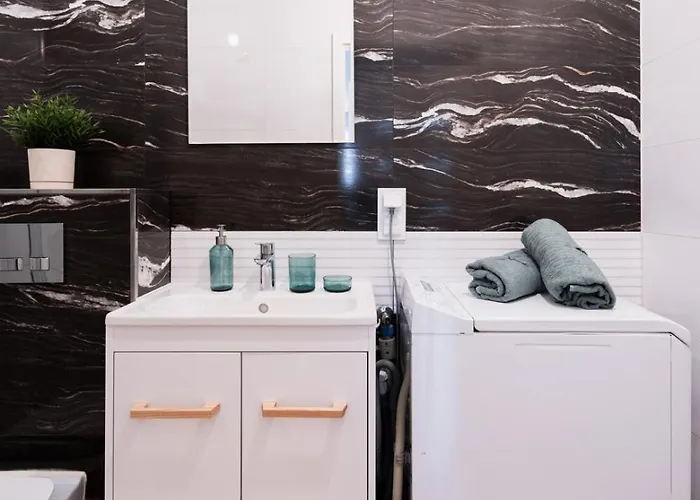 Old Town - 3 - 2 Bathrooms - 12 People - Parking Place Apartament